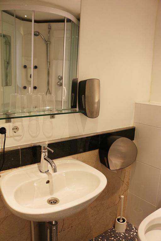 Floris Hotel Amsterdam Eksteriør bilde